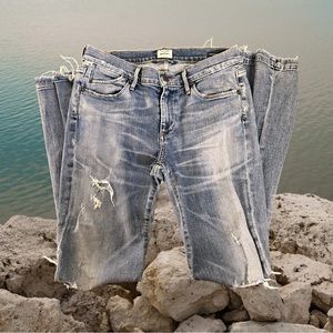 Premium vintage denim. Citizens of Humanity. Charlie Petite Super Flare